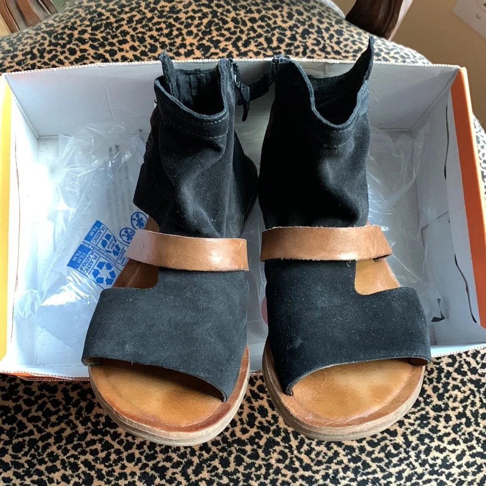 Mix Mooz Sz 8 Wide shoe/sandal - Picture 3 of 8